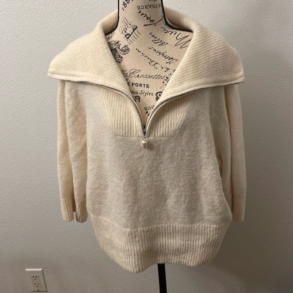 Stockholm Atelier & Other Stories Wool and Alpaca blend cream sweater